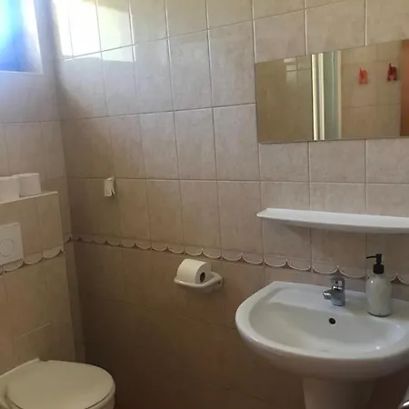 Doeroecske Vendeghaz Guest house *